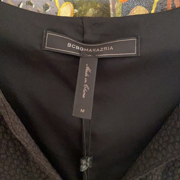 NWT New With Tags BCBG Black Cocktail Dress Size M Flattering Wrinkle Resistant - Picture 4 of 16